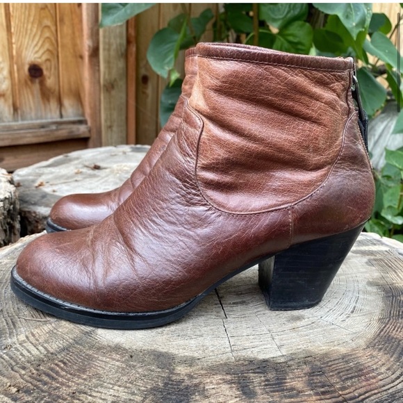 Rudsak Brown Leather Ankle Bootie EU 37/US7 - Picture 3 of 7